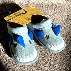 Dearfoams KIDS Shark Washable Clog Slippers - Size 4-5 Kids